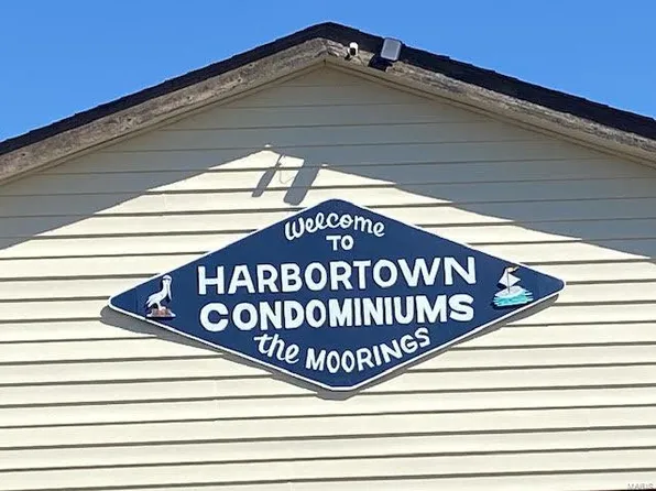 18378 Lakeview Cir Unit 401, Monroe City, MO 63456