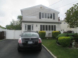 332 Broadway, West Babylon, NY 11704