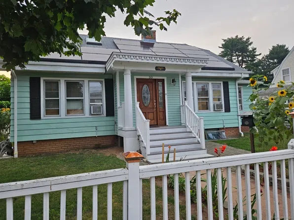 30 Bradley Avenue, East Haven, CT 06512