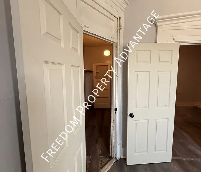 224 N Main St #7 — Photo 7