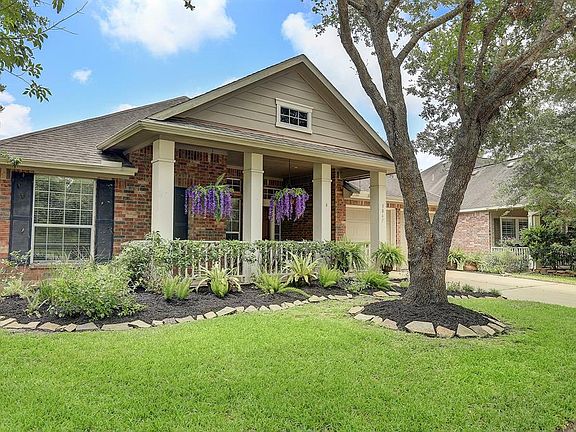 This home is as beautiful inside as it is outside. Let's take a closer look...I promise, you will not be disappointed.