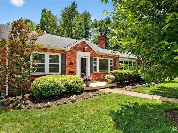 8548 Big Bend Blvd, Saint Louis, MO 63119