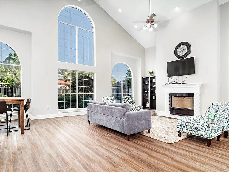 Houston Street Townhomes — Photo 11