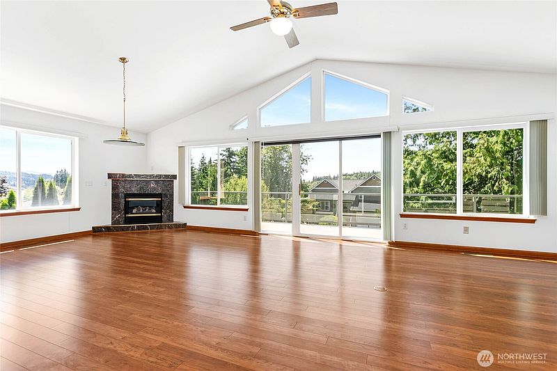 4th image of 3004 Haggin Street
