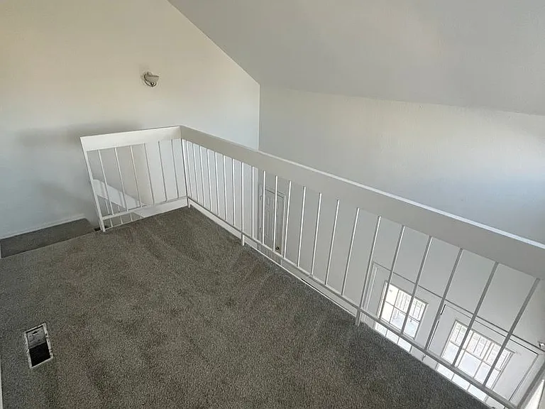 6639 S Victor Ave #G208 — Photo 5