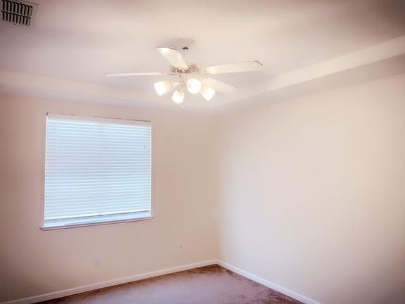 5th image of 2633 Macon Dr