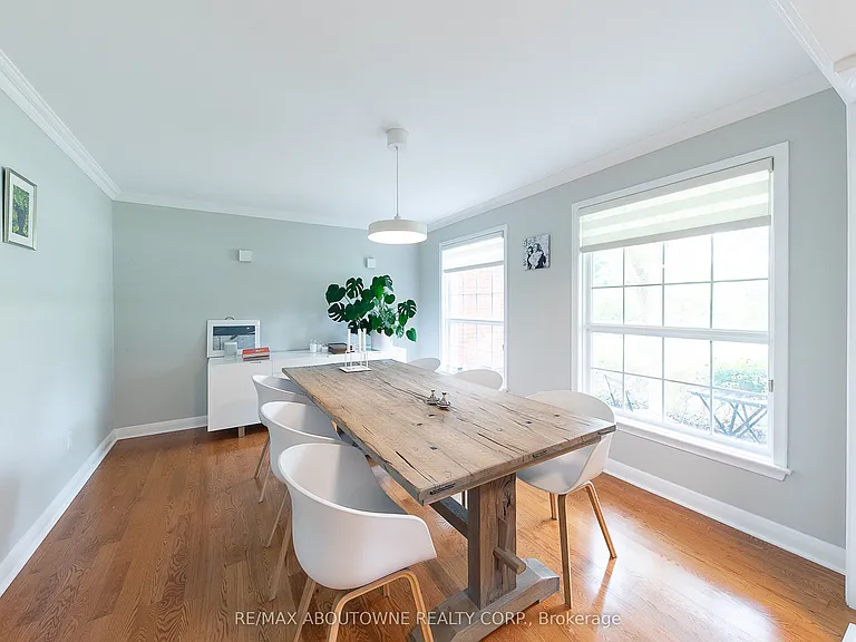 1290 Braeside Dr — Photo 5