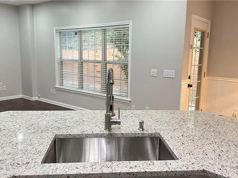 2885AB Stonehenge Ct — Photo 17