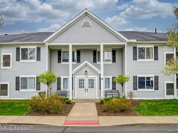 1155 S Lake Dr Unit 57, Novi, MI 48377