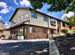 68 Pine Rd, Hamburg, PA 19526