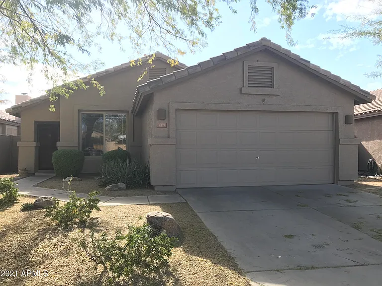 4319 E Tether Trl — Photo 1