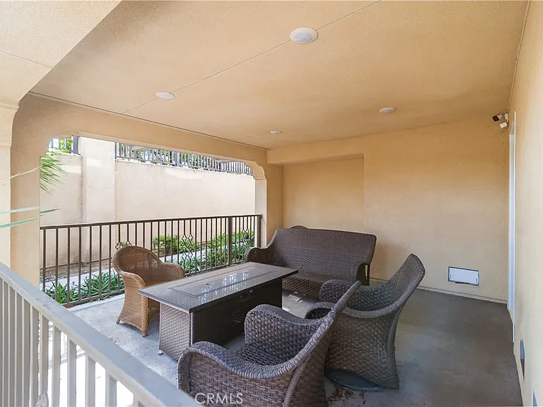 1519 Doheny Way — Photo 23