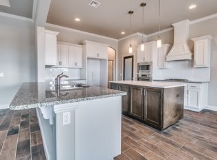 10912 NW 95th St, Yukon, OK 73099