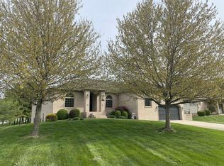 3901 E Stonegate Dr, Bloomington, IN 47401