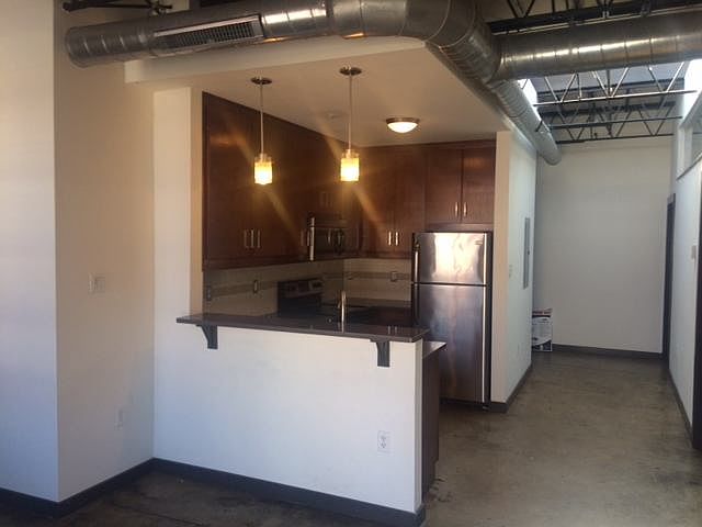 1st image of 703 N Harrison St APT 106