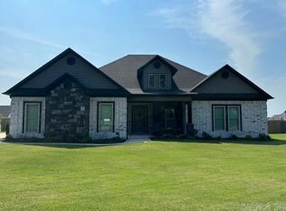 34 S Mount Olive Rd, Vilonia, AR 72173