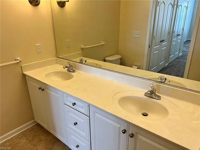 1188 Grace Hill Dr — Photo 23