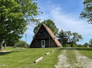 120 Hideaway Rd, Gallatin, MO 64640