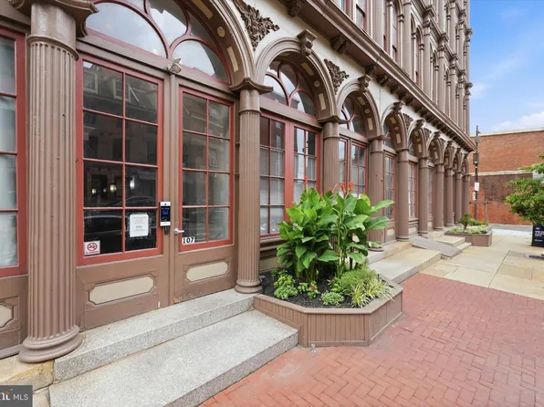 101 Arch St #11-3B, Philadelphia, PA 19106