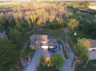 7645 E Wind Lake Rd, Wind Lake, WI 53185