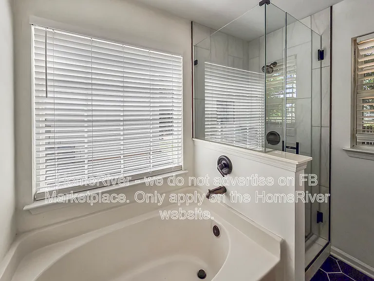4109 Parkdale Dr — Photo 9