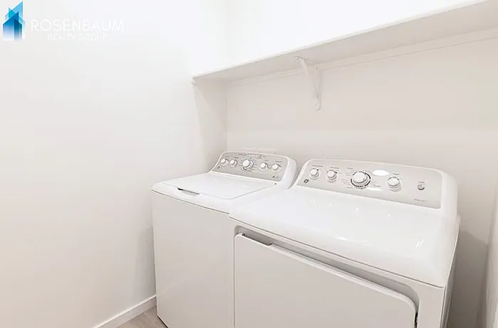 21714 E Crest Ave — Photo 5