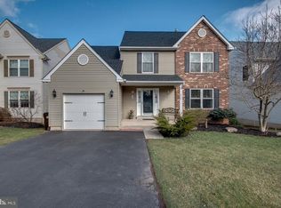 4225 Sir Andrew Cir, Doylestown, PA 18902