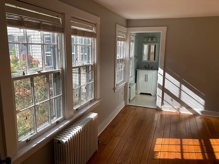 271 Cazenovia St #5 — Photo 10