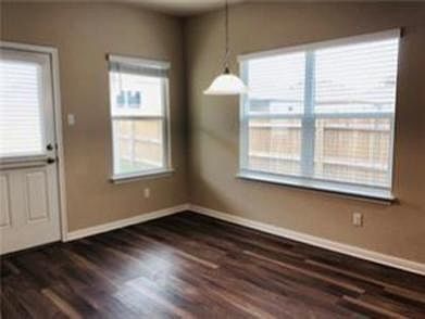 2nd image of 1033 Ferryman Dr