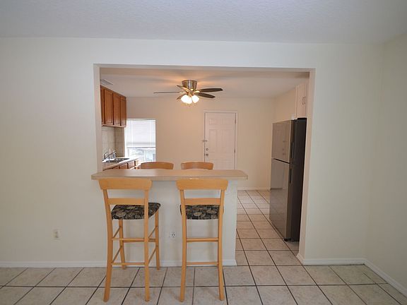 2nd image of 114 6th Ave S APT 3