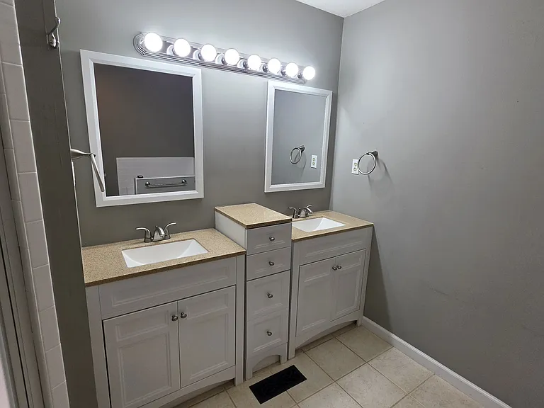 Primary bath