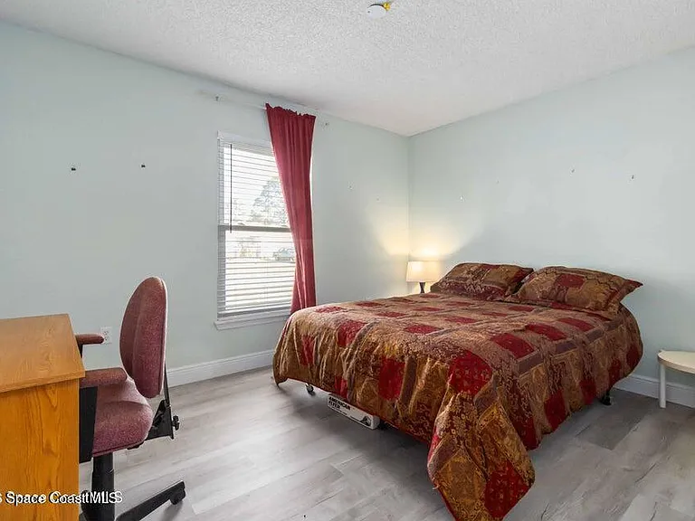 308 Tamarind Cir NW — Photo 11