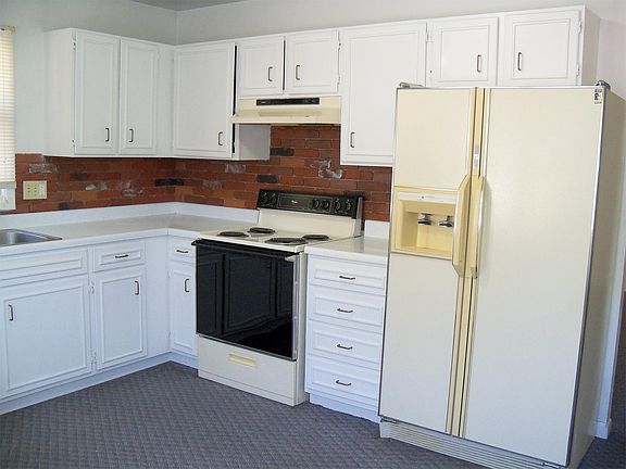 2nd image of 517 Lewis Ave