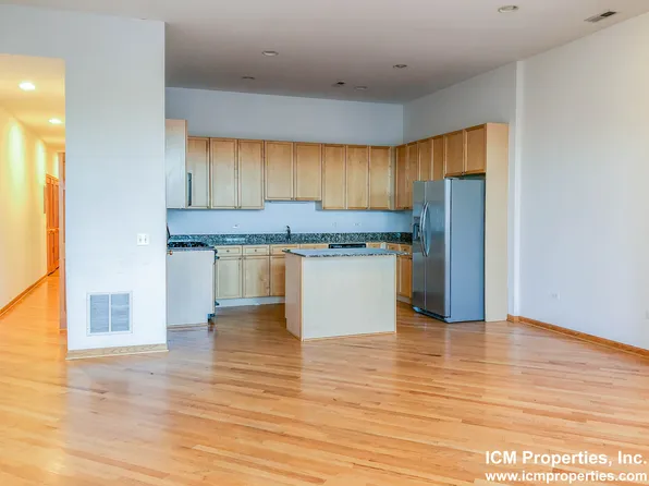 2543 N Southport Ave #2, Chicago, IL 60614