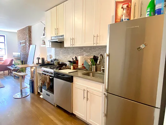 Rented by Corcoran | media 19