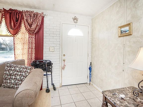 3rd image of 2692 Barthas Pl