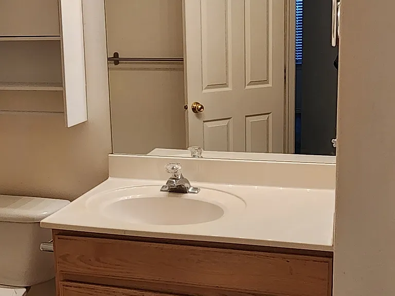 504 N Seven Peaks Blvd #1-207 — Photo 5