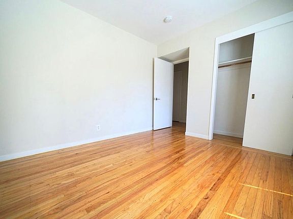 5th image of 724 Channing Ave #724