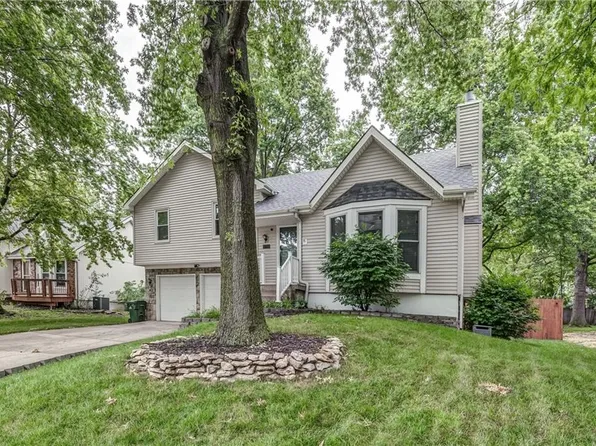 1018 N Church St, Olathe, KS 66061