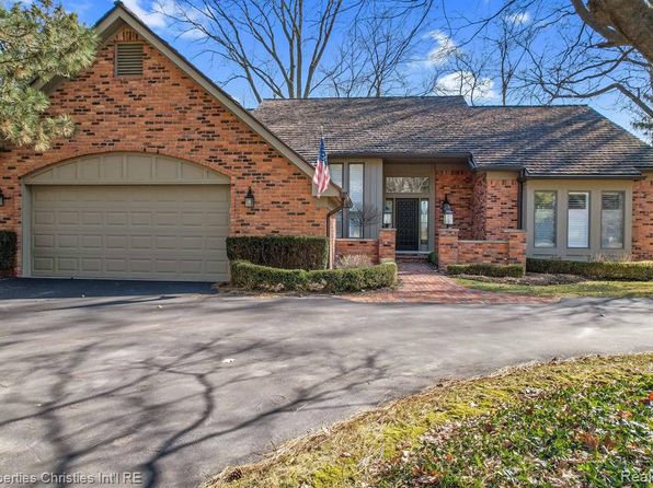 3466 Bloomfield Club Dr