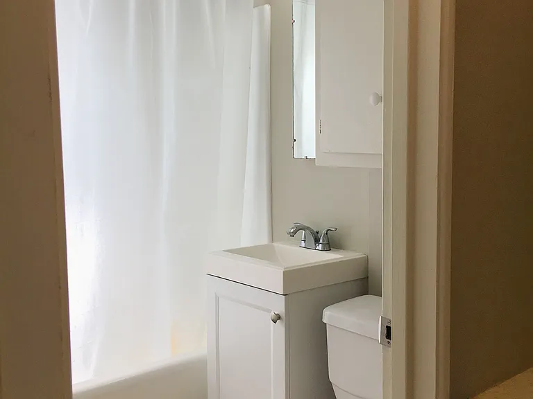 215 W Lomita Ave #11 — Photo 9