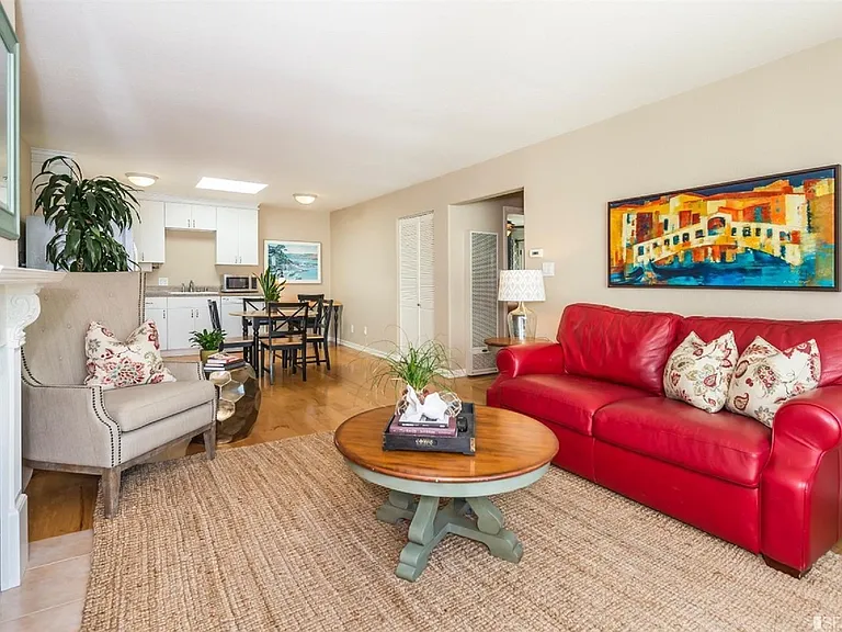 27 Cadell Pl — Photo 1