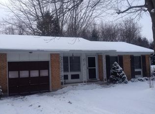 71 Lakengren Dr, Eaton, OH 45320