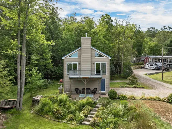 9 Warbonnet Lane, Gilmanton, NH 03237