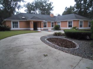 1960 Glenwood Oaks Ln, Deland, FL 32720