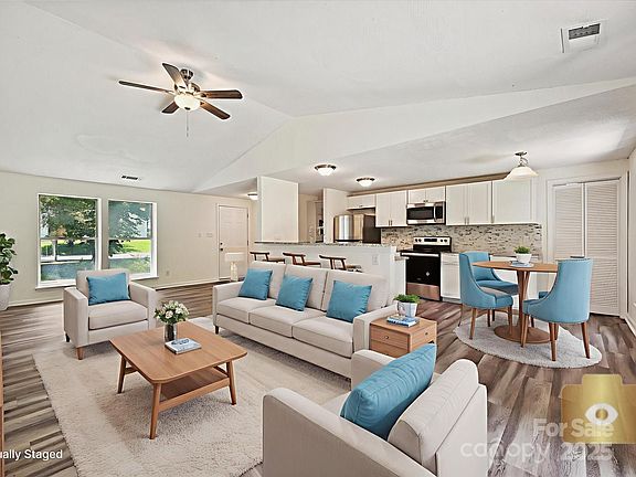 5th image of 5811 Rock Hollow Dr