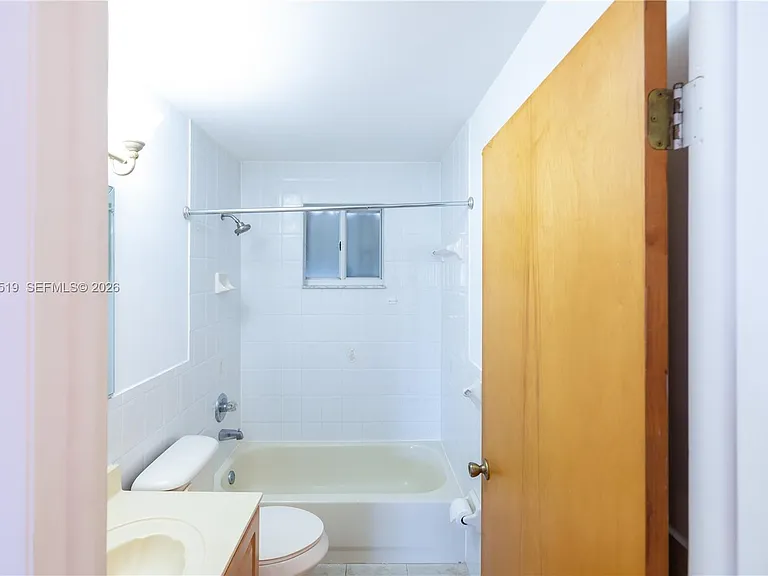 10017 W Okeechobee Rd #202 — Photo 18