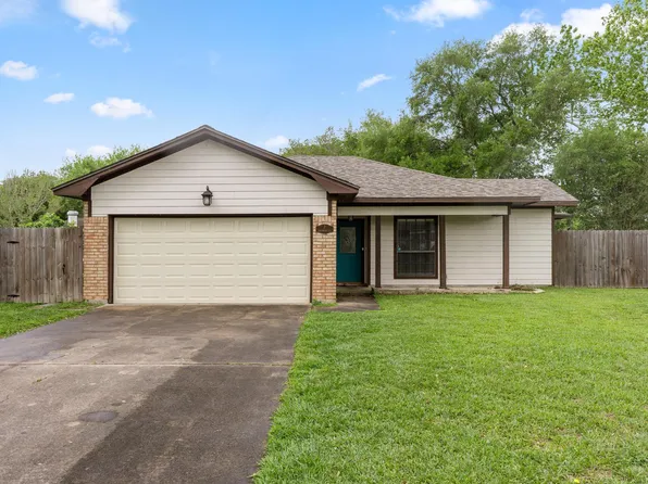 7 Columbella St, Bay City, TX 77414