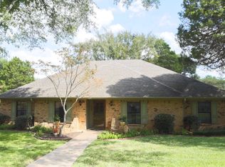 1105 Hillside Dr, Athens, TX 75751