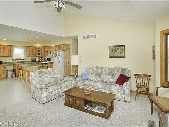 4th image of 1880 Stony Point Dr